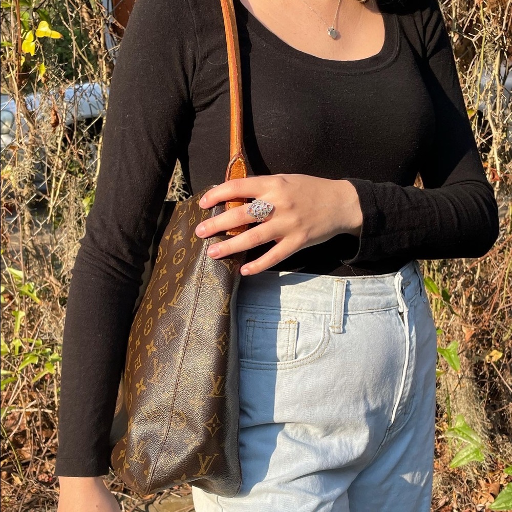 Vintage Louis Vuitton monogram looping GM shoulder bag